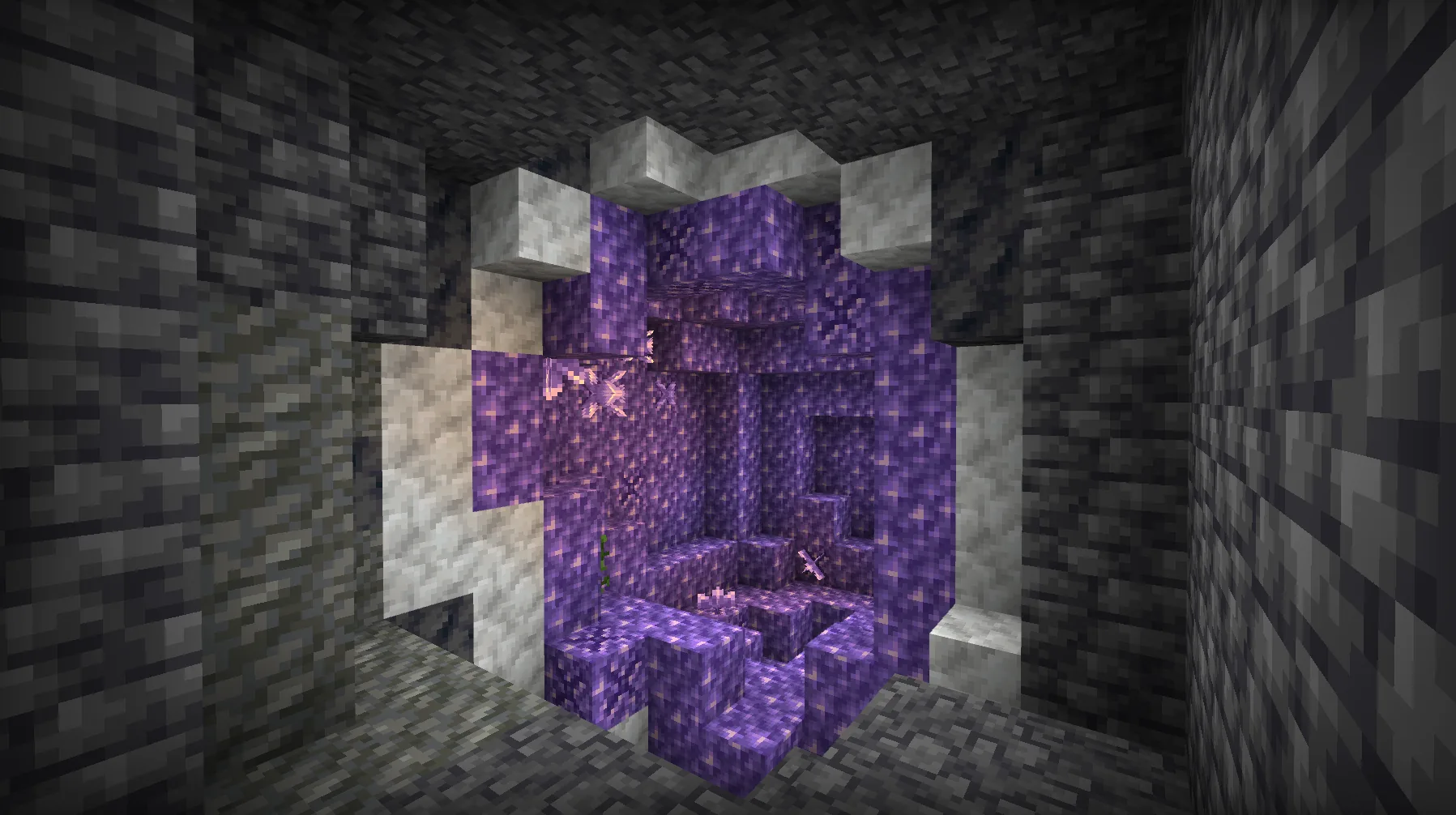 How to Find an Amethyst Geode in Minecraft